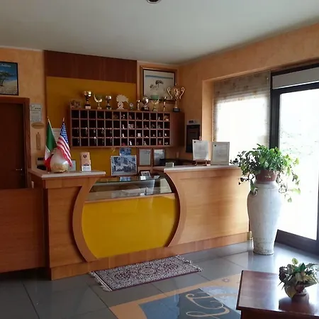 La Falconara Hotel 3*