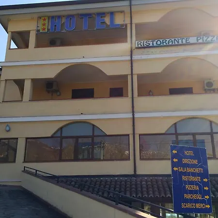 La Falconara Hotel 3*