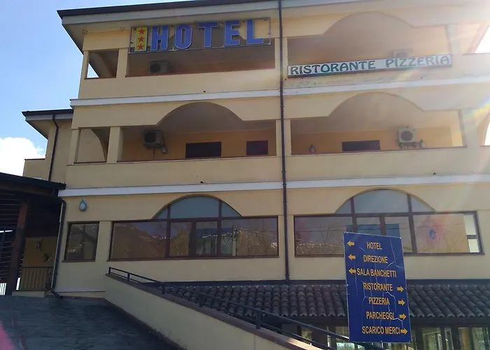 La Falconara Hotel 3*